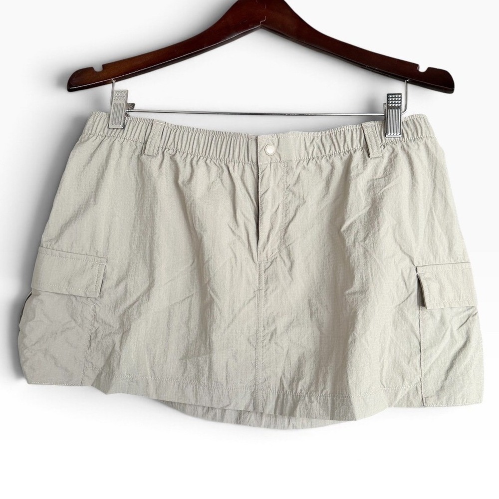 Under Armour Womens XL UA Unstoppable Utility Skirt Beige Cargo Ripstop Mini NWT
